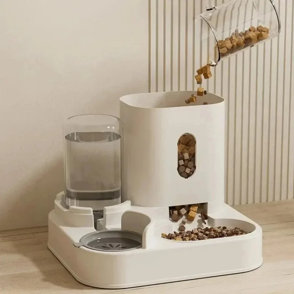 Gravity Pet Feeder
